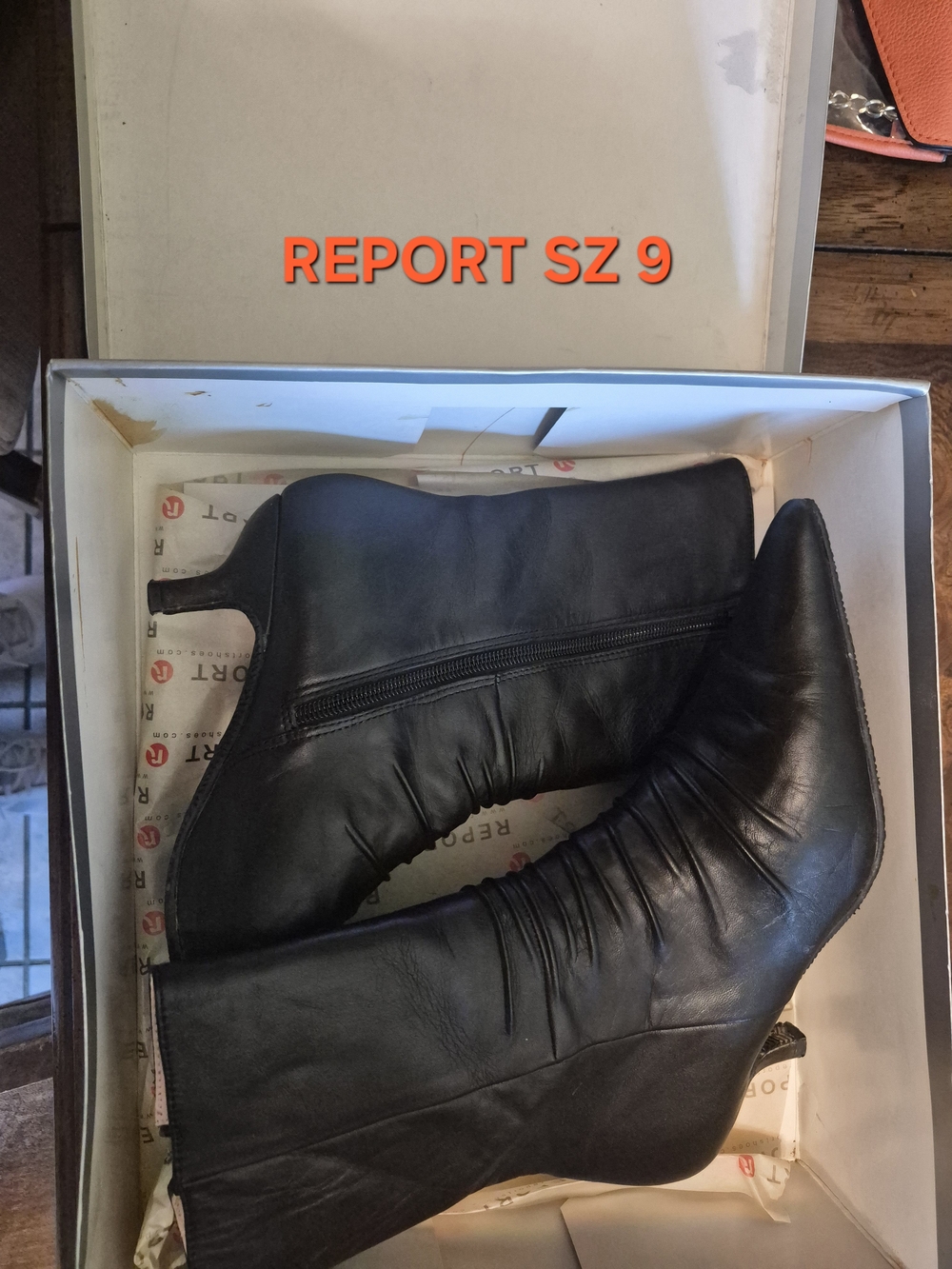Report Black Leather Pointed Toe Ankle Boots with Kitten Heel
